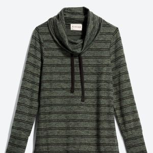 OLIVE & OAK Lidy Cowl Neck Hi - Low Knit Top